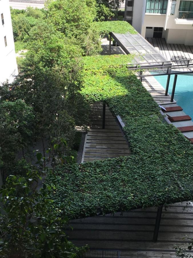 Homestay D'Univ 360 Place Seri Kembangan Exteriör bild